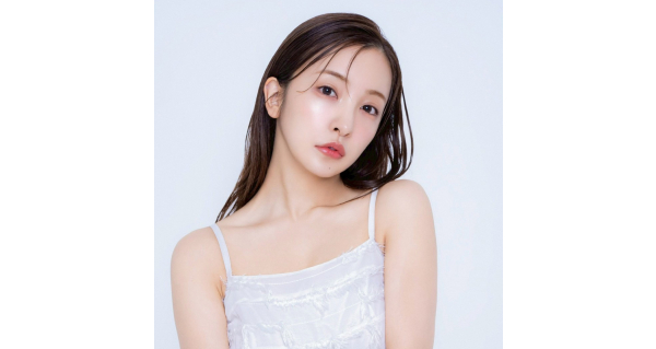 板野友美.jpg?itok=LY5rn0mC